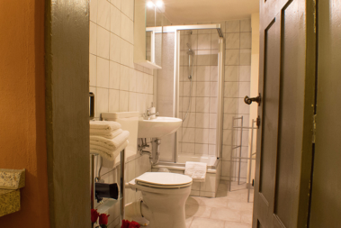 Ferienwohnung-im-Damm-bad-800