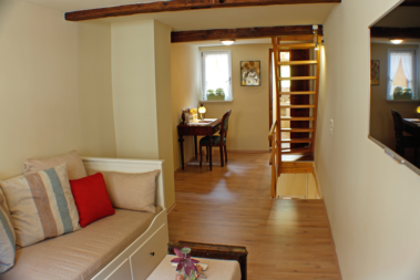 Ferienhaus Stobenstrasse Wohnzimmer Sekretär